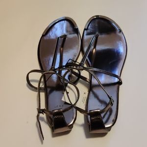 Archer T strap thong sandals Pewter